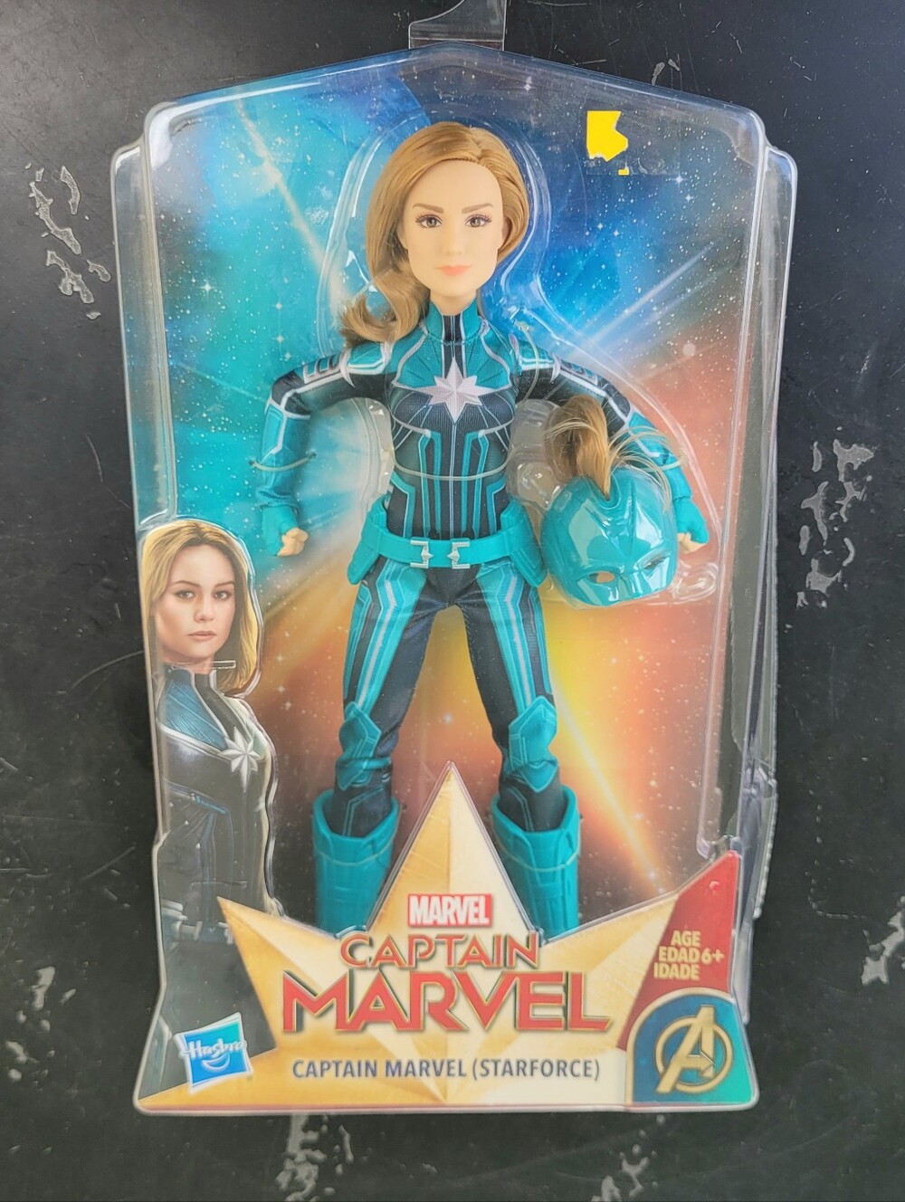 Captain Marvel Carol 'Vers" Danvers 11" Action Figure NIB